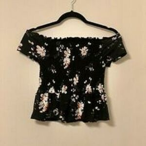 Aeropostale off the shoulder crop trop